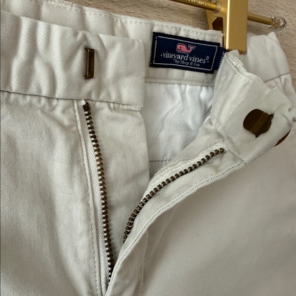 Vineyard Vines Breaker shorts size 6 boys in
Stone color - Picture 3 of 8